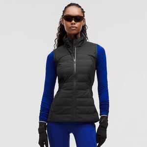 Lululemon Down For It All Puffer Vest Black size 8 Women’s plus bonus headband